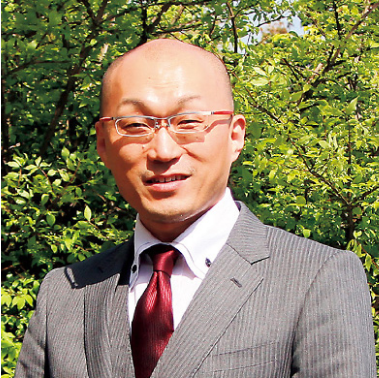 新名 俊樹 教授の写真