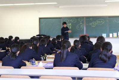 くらしき作陽大学　作陽短期大学						2018.12.14岡山県立倉敷中央高等学校の生徒さんが来学されました